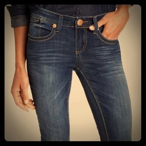 Seven7 Women’s Skinny Jean Trickster